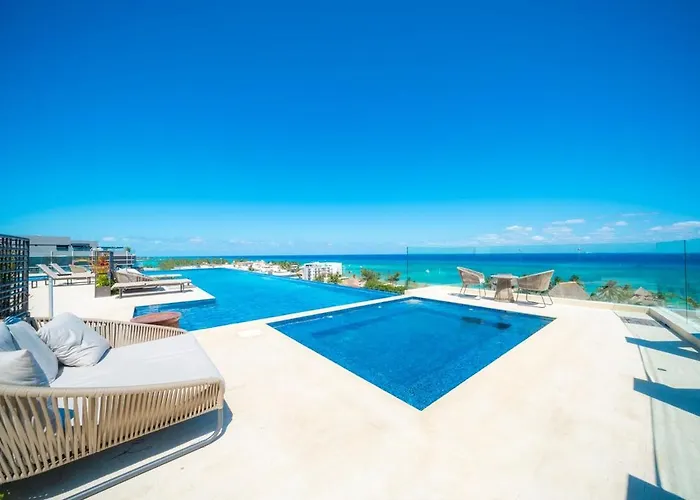 3br Top-floor Marila - 1 Block To & Views Playa del Carmen