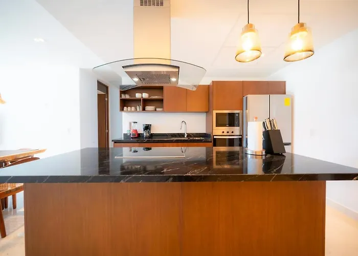 3br Top-floor Marila - 1 Block To & Views Apartamento Playa del Carmen